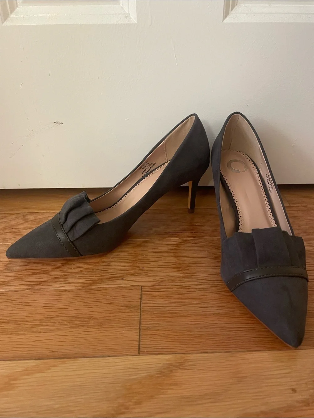 N/A stylish black